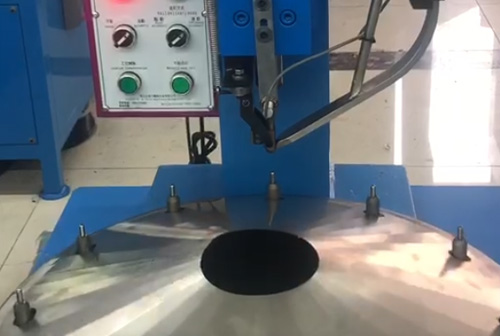 2023-3-10 什么是鉚釘機的實心鉚釘？實心鉚釘的應用范圍有哪些？.jpg